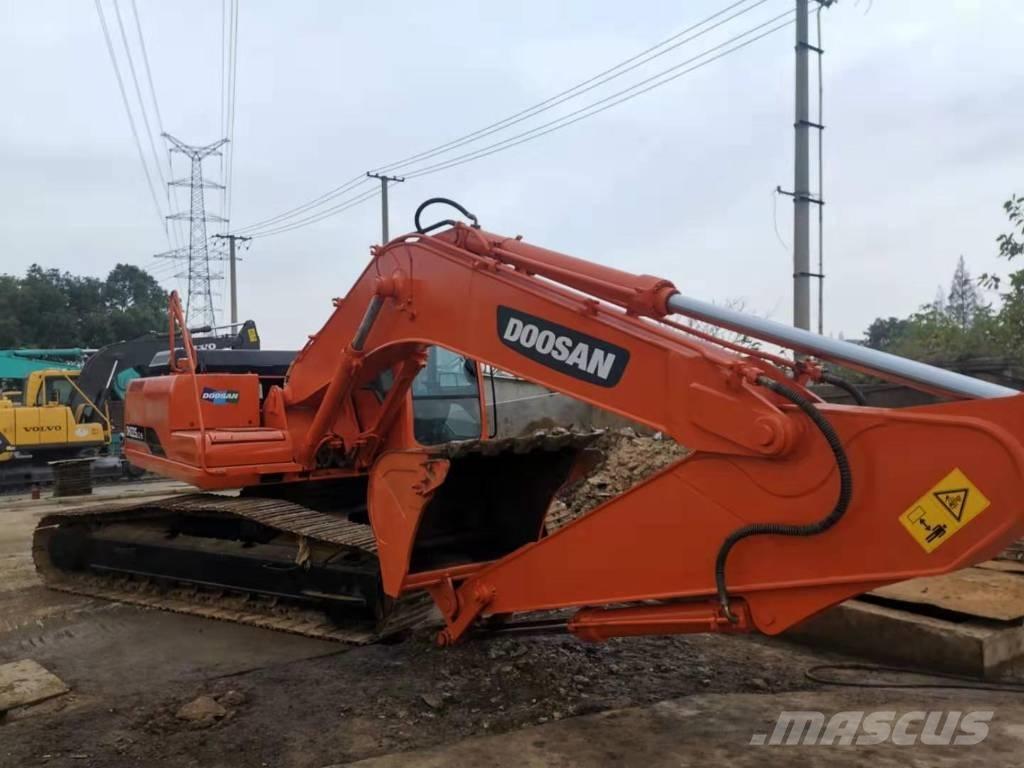 Doosan DH225LC-9 Bageri gusjeničari