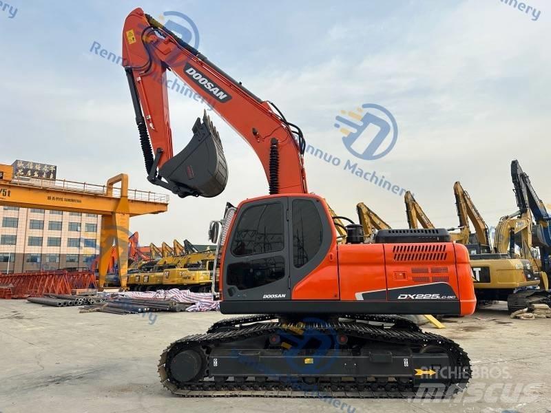 Doosan DX 225 LC-9C Bageri gusjeničari