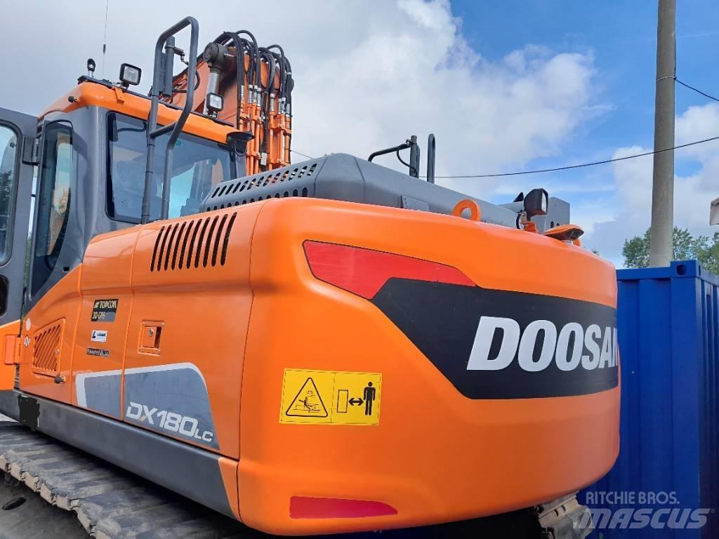 Doosan DX180LC-5 Bageri gusjeničari