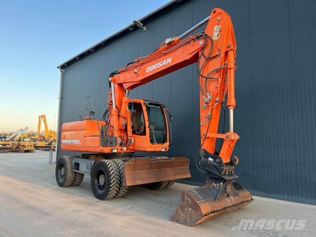 Doosan DX170W Bageri na kotačima