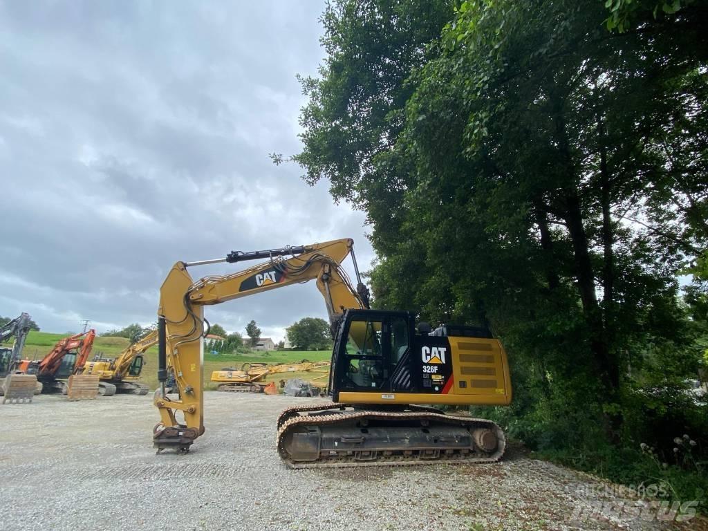 CAT 326 F Bageri gusjeničari
