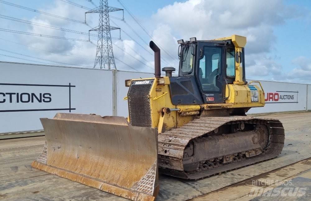 Komatsu D 61 PX-15 Buldožeri gusjeničari