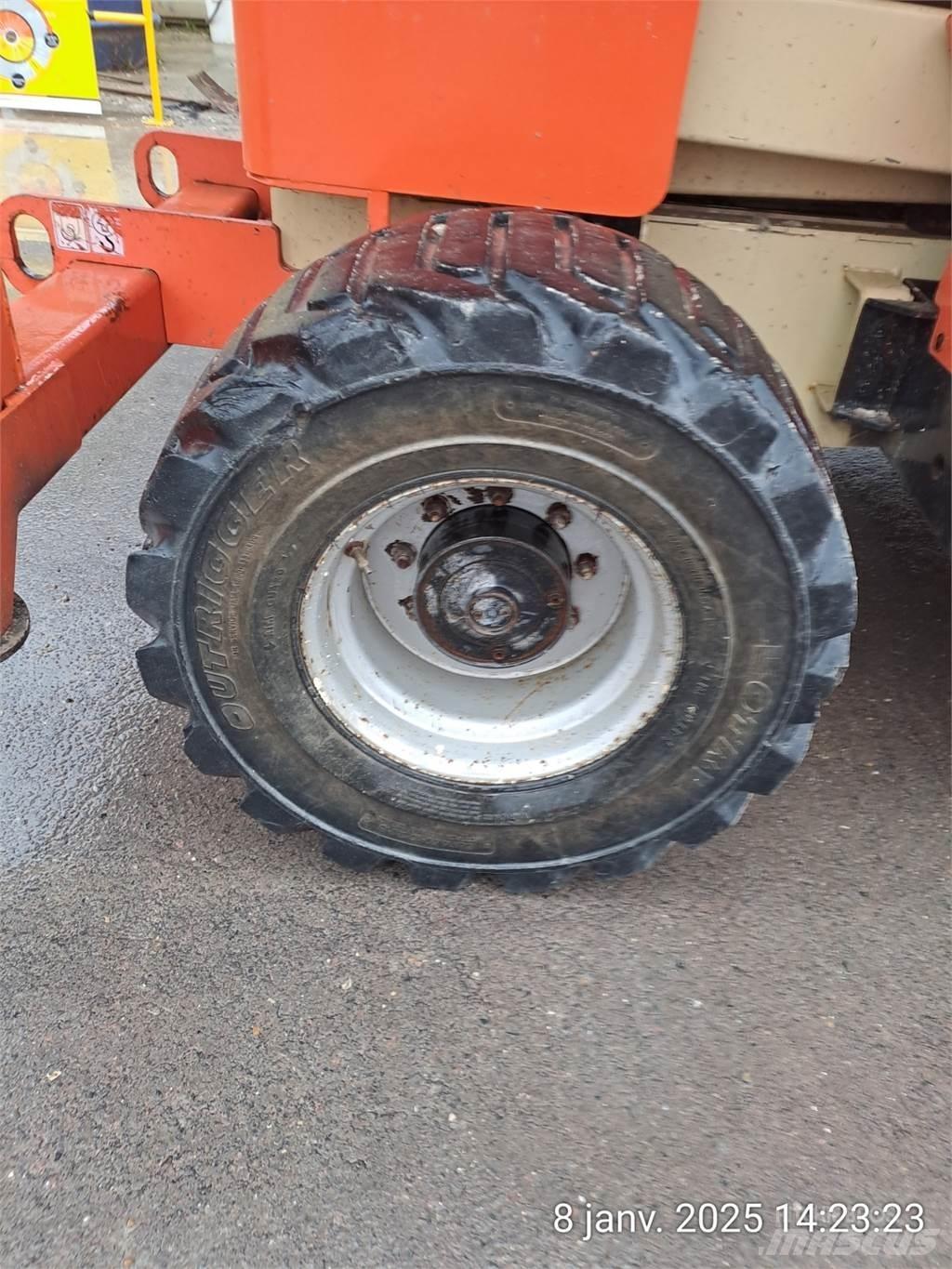 JLG 4394RT Škaraste platforme