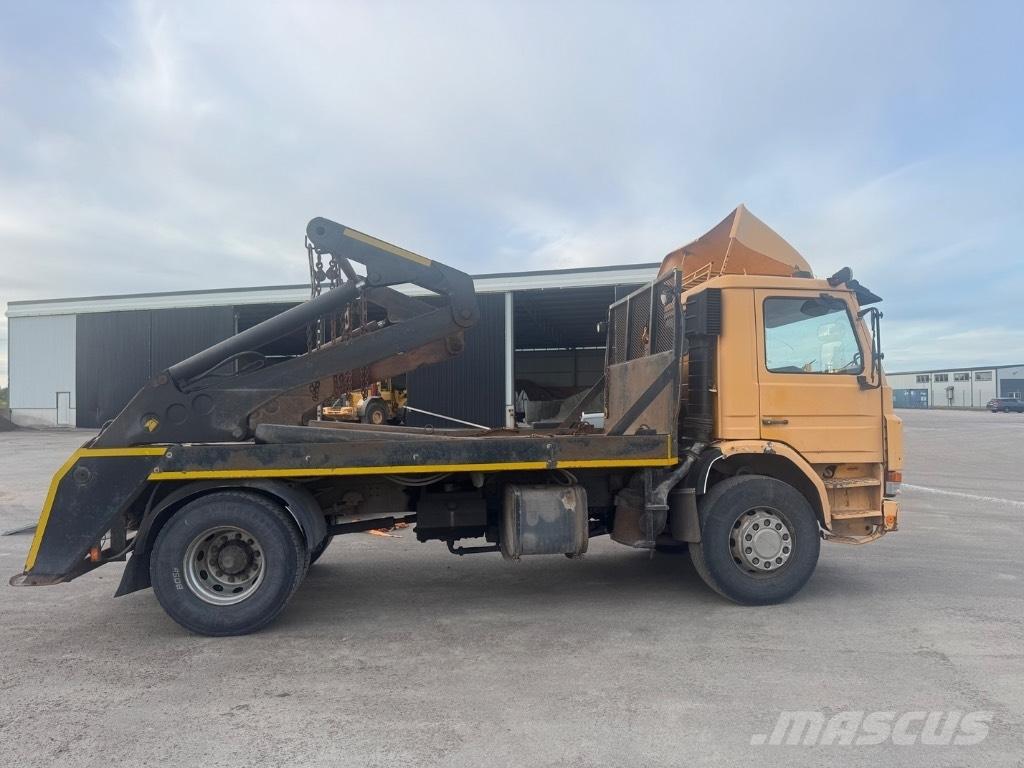 Scania P 82 H Komunalni kamioni