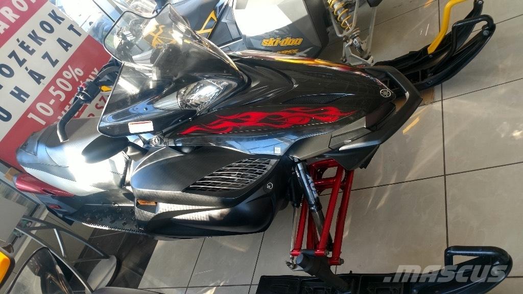 Yamaha Apex 1000 Motorne sanjke