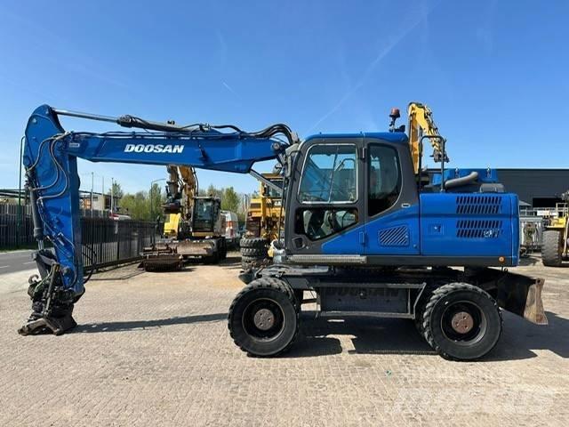 Doosan DX 170 W Bageri na kotačima