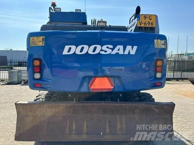 Doosan DX 170 W Bageri na kotačima