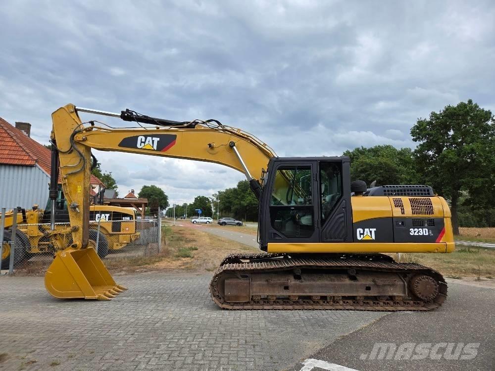 CAT 323DL Bageri gusjeničari