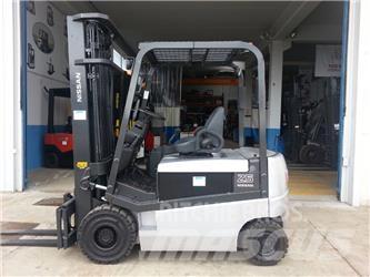 Nissan Q02L25CU Električni viličari