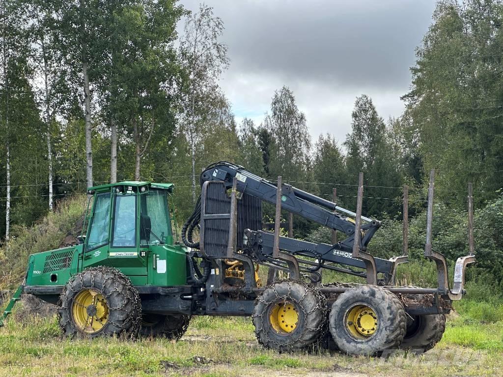 John Deere 1110 D Forvarderi