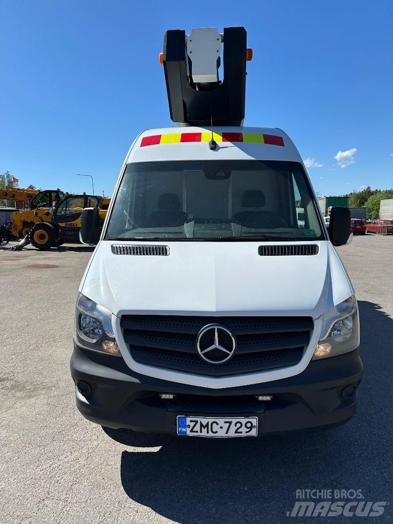 VERSALIFT VDT-170-F Auto košare