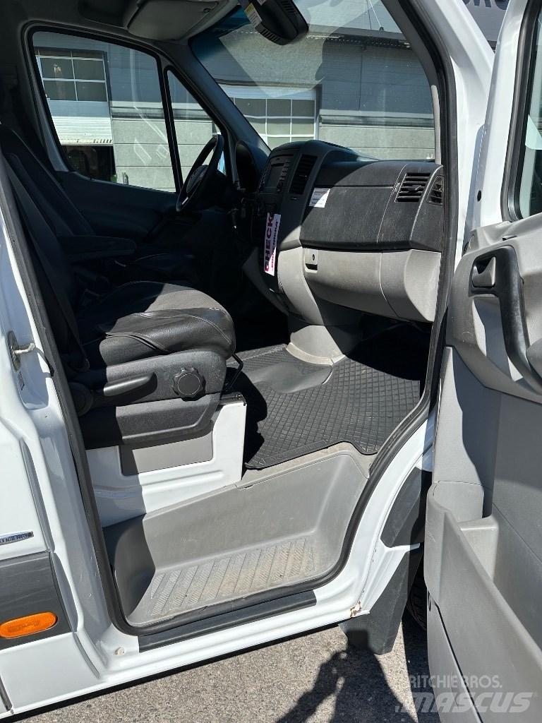 VERSALIFT VDT-170-F Auto košare