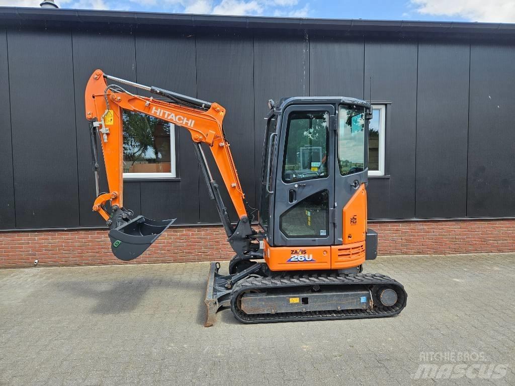 Hitachi ZX 26 Mini bageri <7t