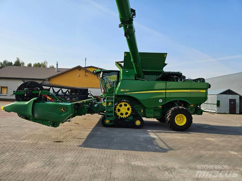 John Deere S790 Kombajni