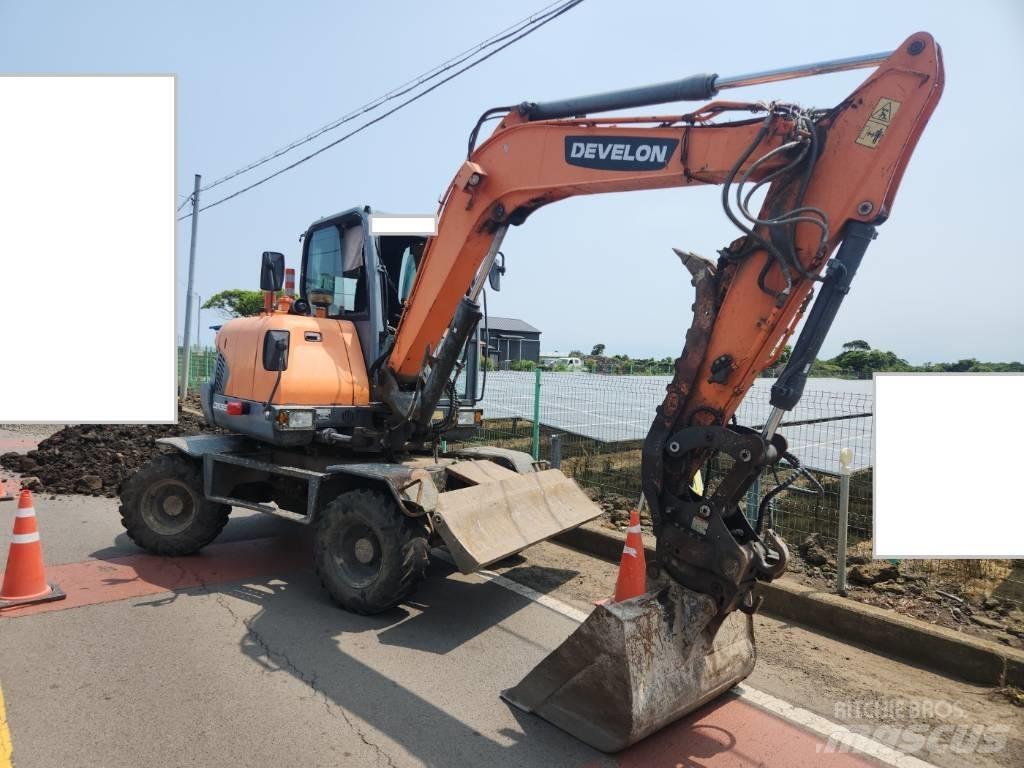 Doosan DX 55 W Bageri na kotačima