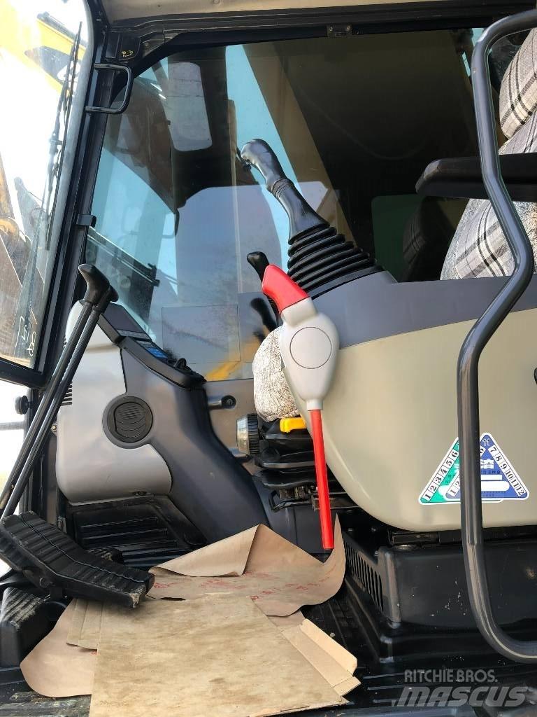 Komatsu 450 Bageri gusjeničari