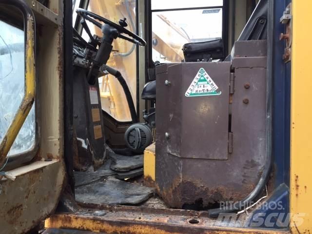 Komatsu WA150-1 Utovarivači na kotačima