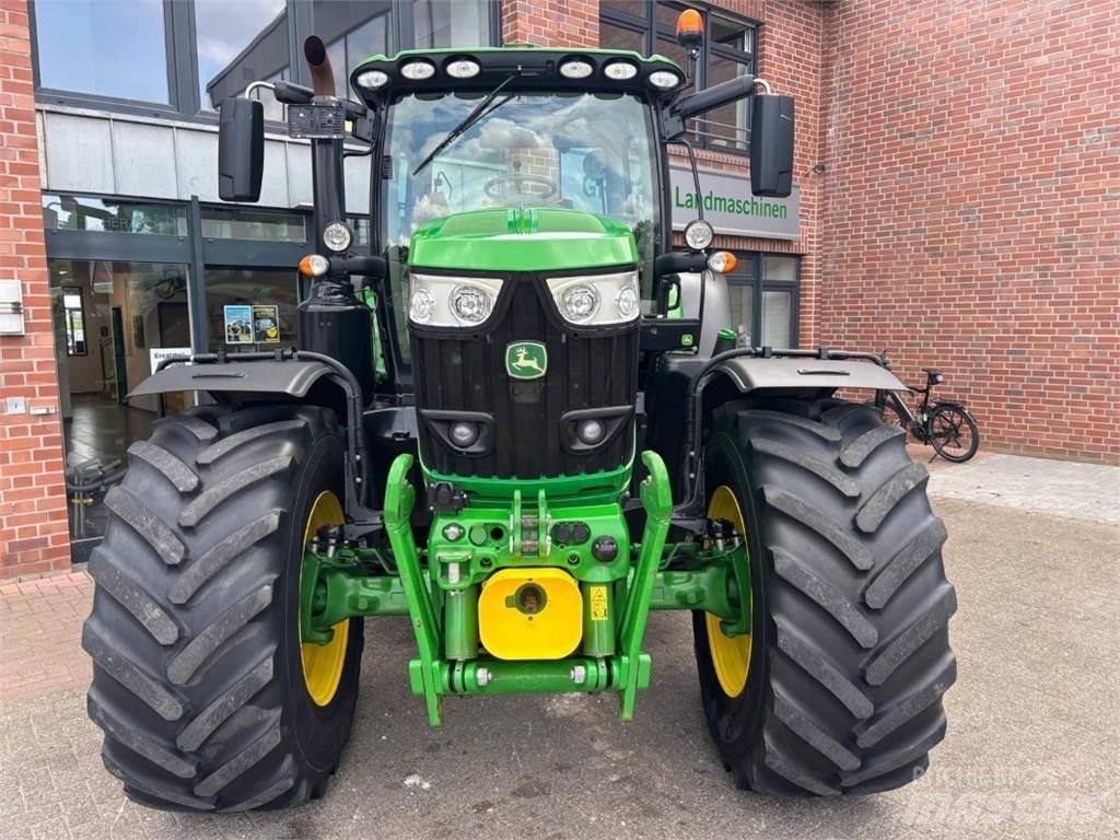 John Deere 6175R Traktori