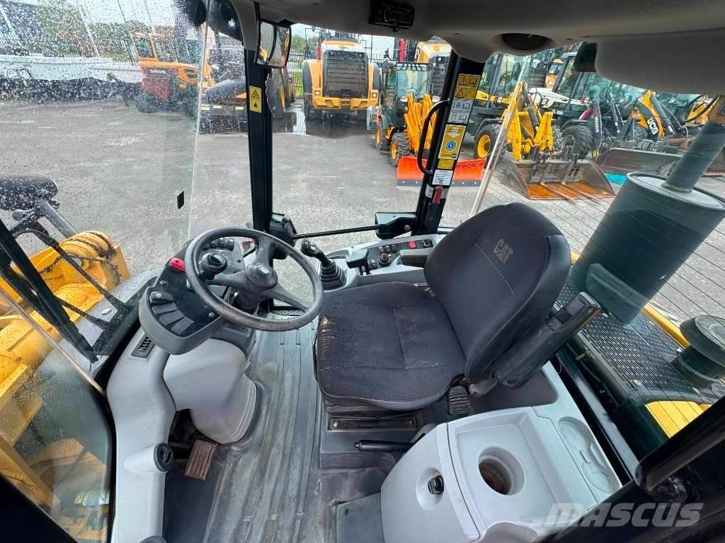 CAT 906 H Utovarivači na kotačima