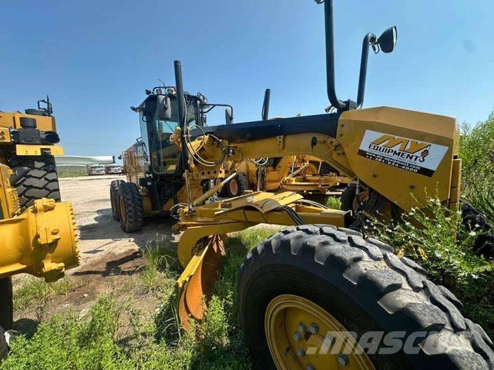 CAT 140 M 2 Grejderi