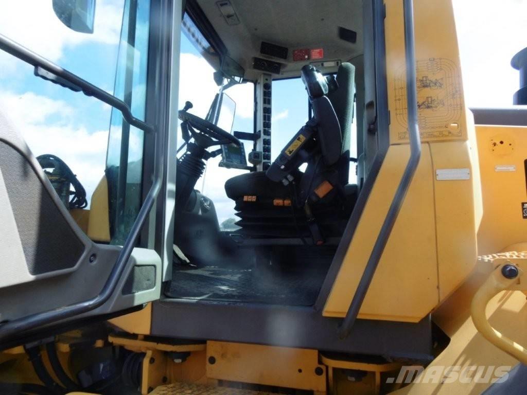 Volvo L 120 F Utovarivači na kotačima