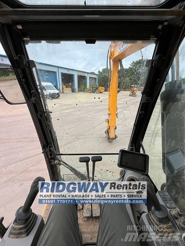 JCB 131 X L Bageri gusjeničari