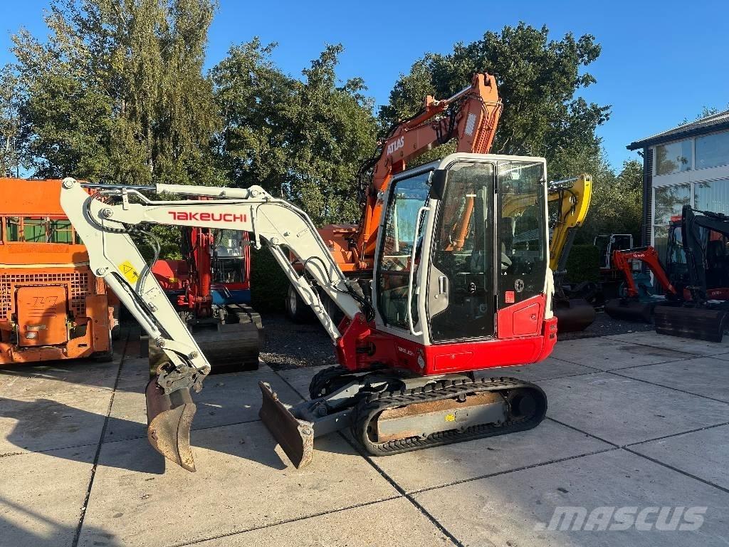 Takeuchi TB 230 Mini bageri <7t