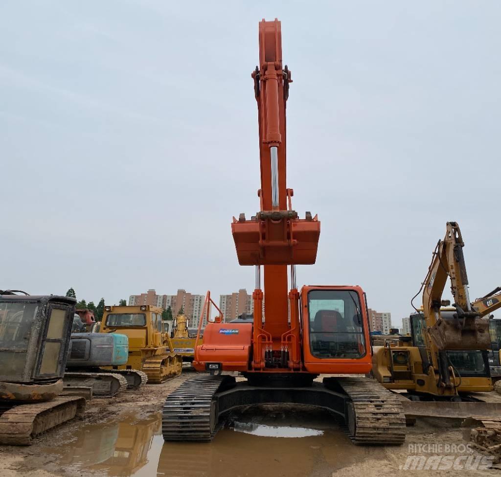 Doosan dh220lc-7 Bageri gusjeničari