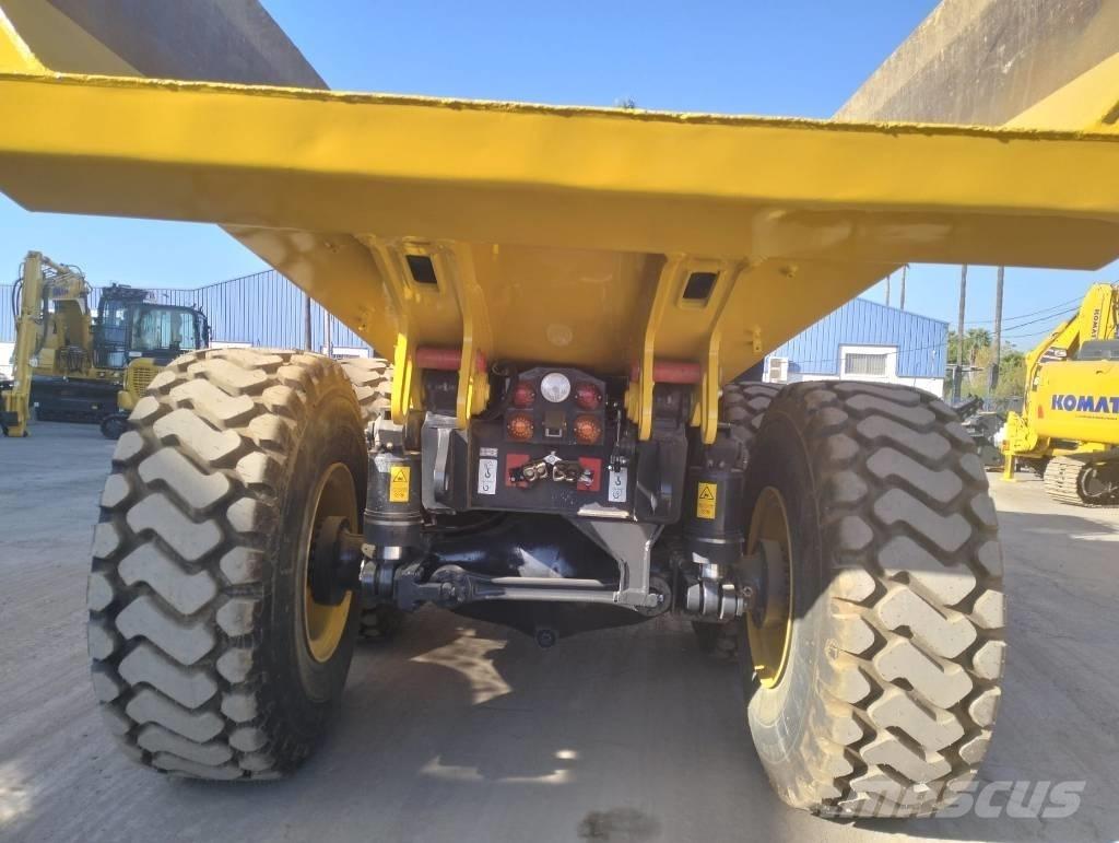 Komatsu HM 300-5EO Zglobni demperi