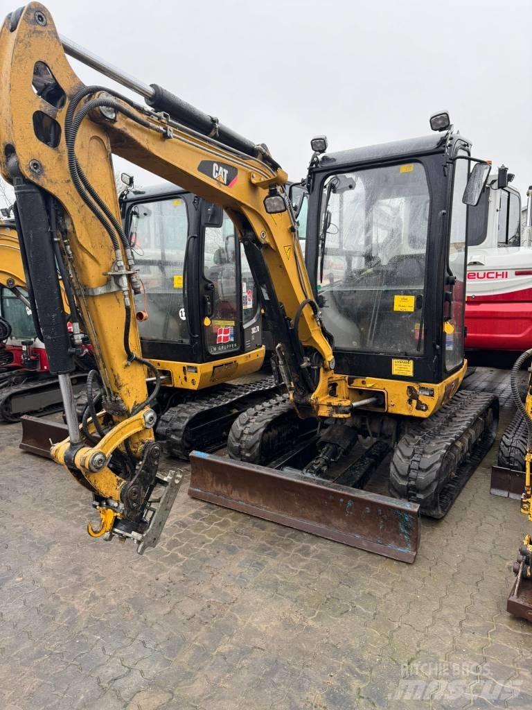 CAT 302.7 D Mini bageri <7t