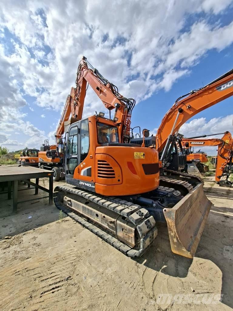 Doosan DX 140 LCR Bageri gusjeničari