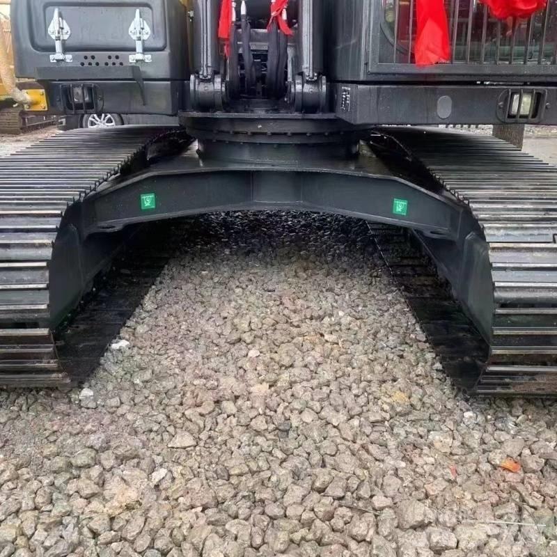 Volvo EC 140 Bageri gusjeničari