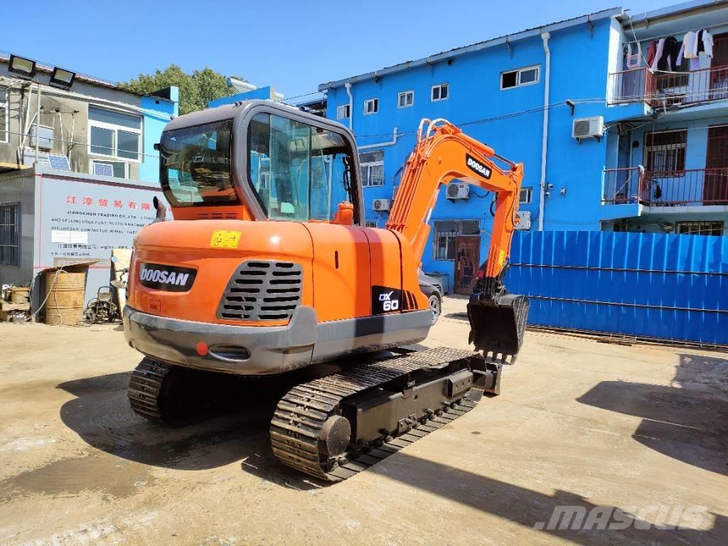Doosan DX 60 Bageri gusjeničari