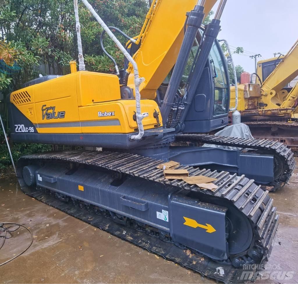 Hyundai R220LC-9S Bageri na kotačima