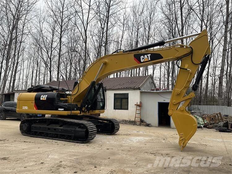 CAT 325D2 Bageri gusjeničari