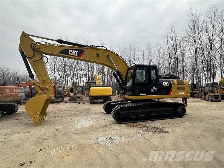 CAT 325D2 Bageri gusjeničari