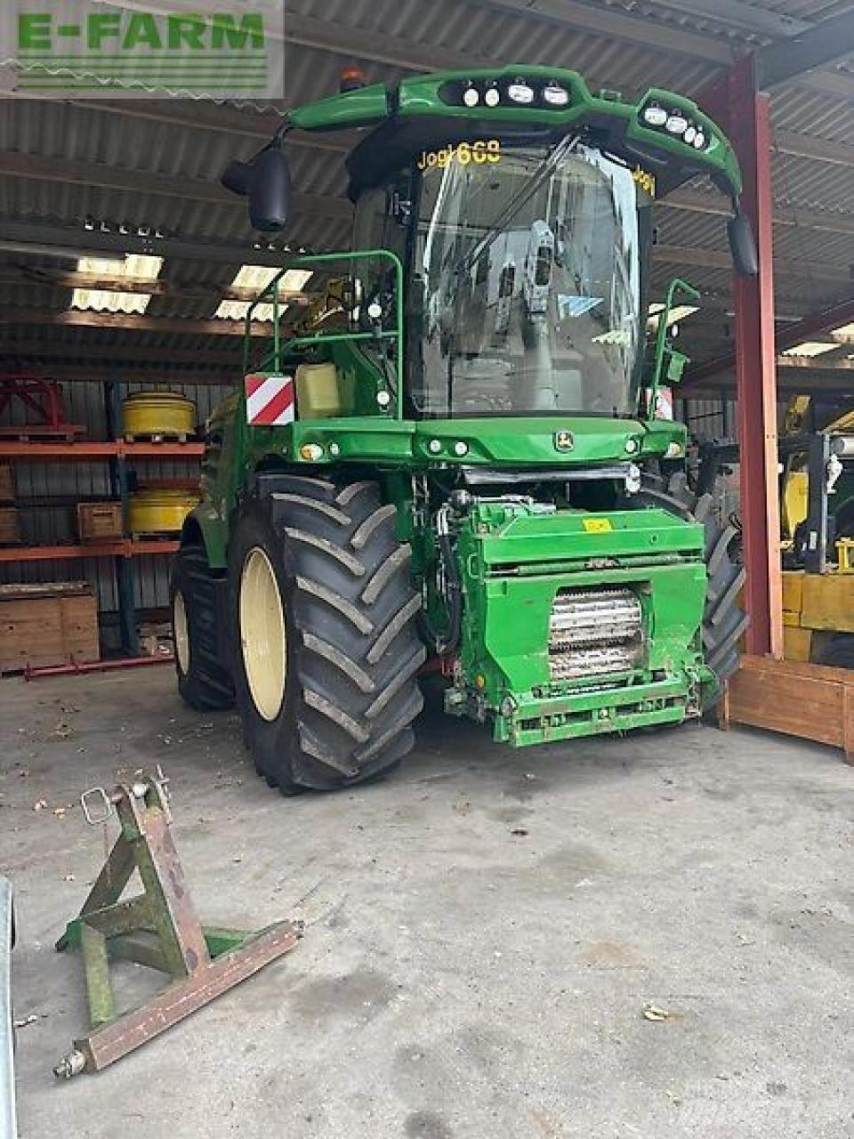 John Deere 8600 Strojevi za krmu na vlastiti pogon