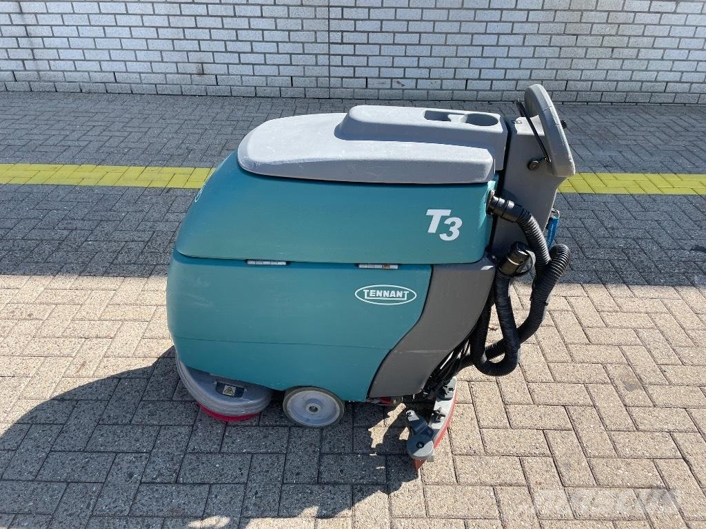 Tennant T 3 Strojevi za metenje