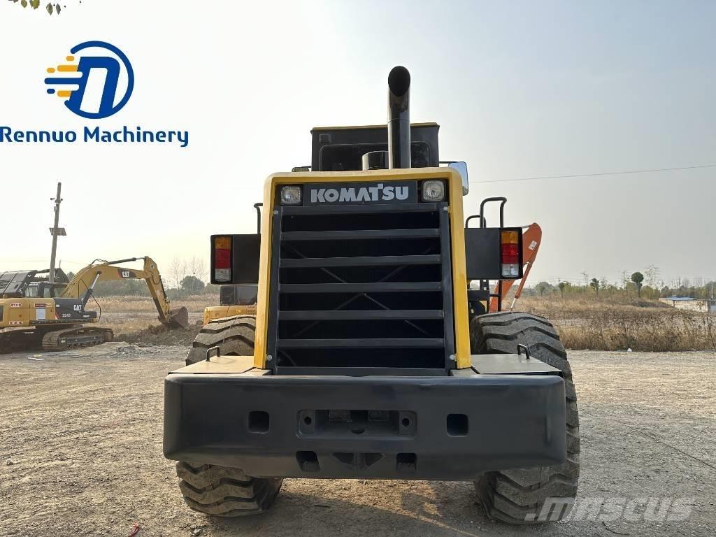 Komatsu WA380 Utovarivači na kotačima