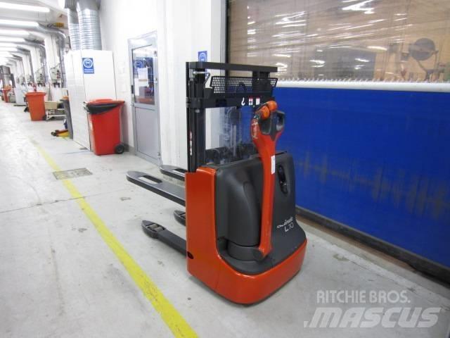 Linde L 10 Ručni električni viličar