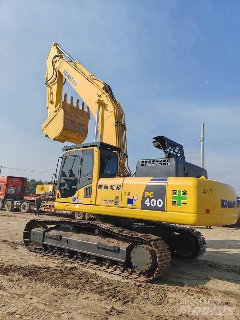Komatsu 400-8R Bageri gusjeničari