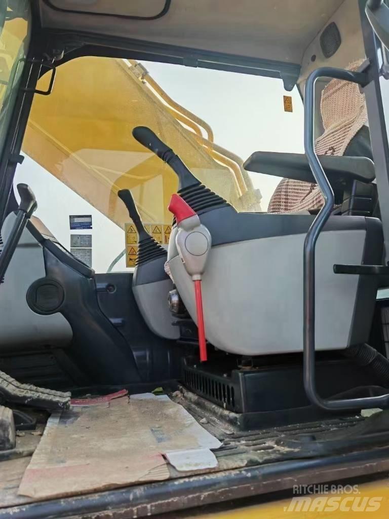 Komatsu 400-8R Bageri gusjeničari