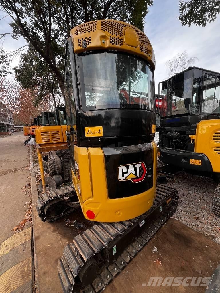 CAT 302 Bageri gusjeničari