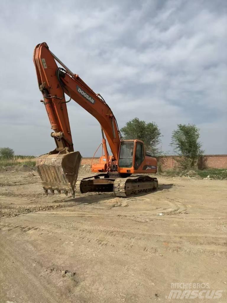 Doosan DH 300 LC-7 Bageri gusjeničari