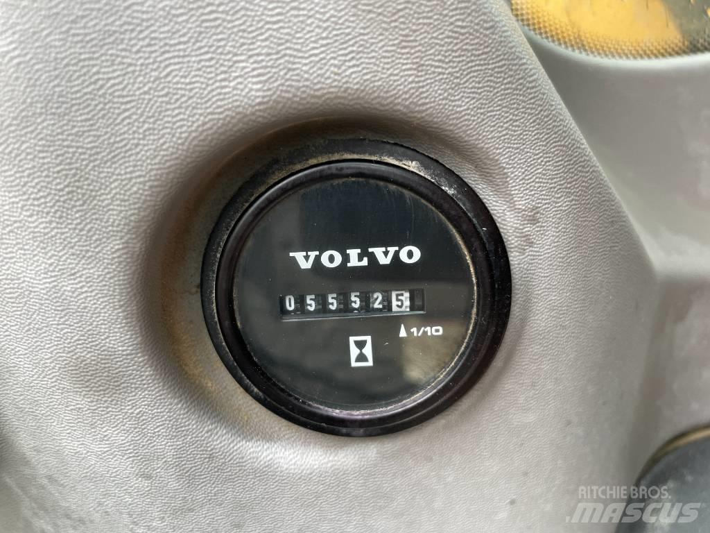 Volvo ECR 235 Bageri gusjeničari