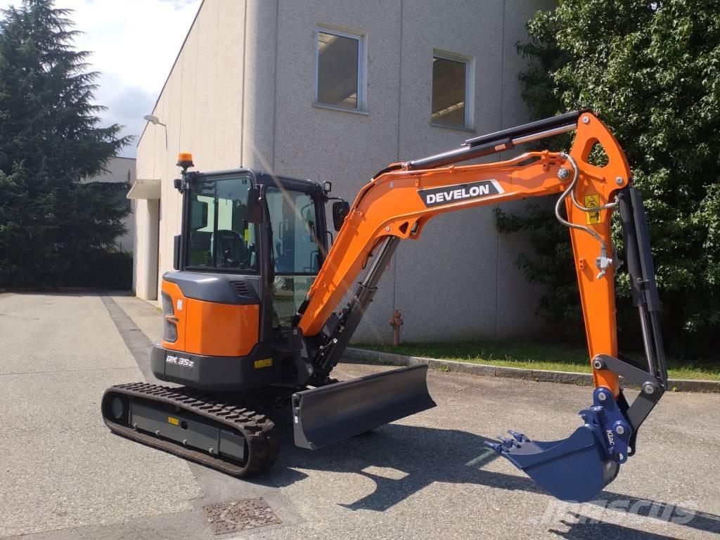 Develon DX 35 Z-7 Mini bageri <7t