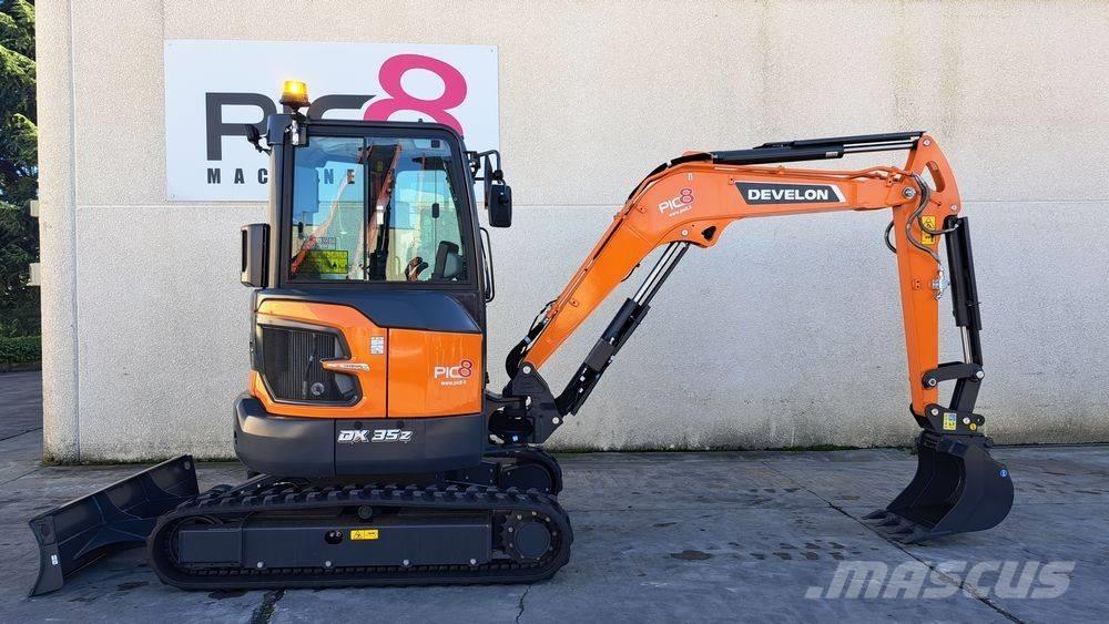 Develon DX 35 Z-7 Mini bageri <7t