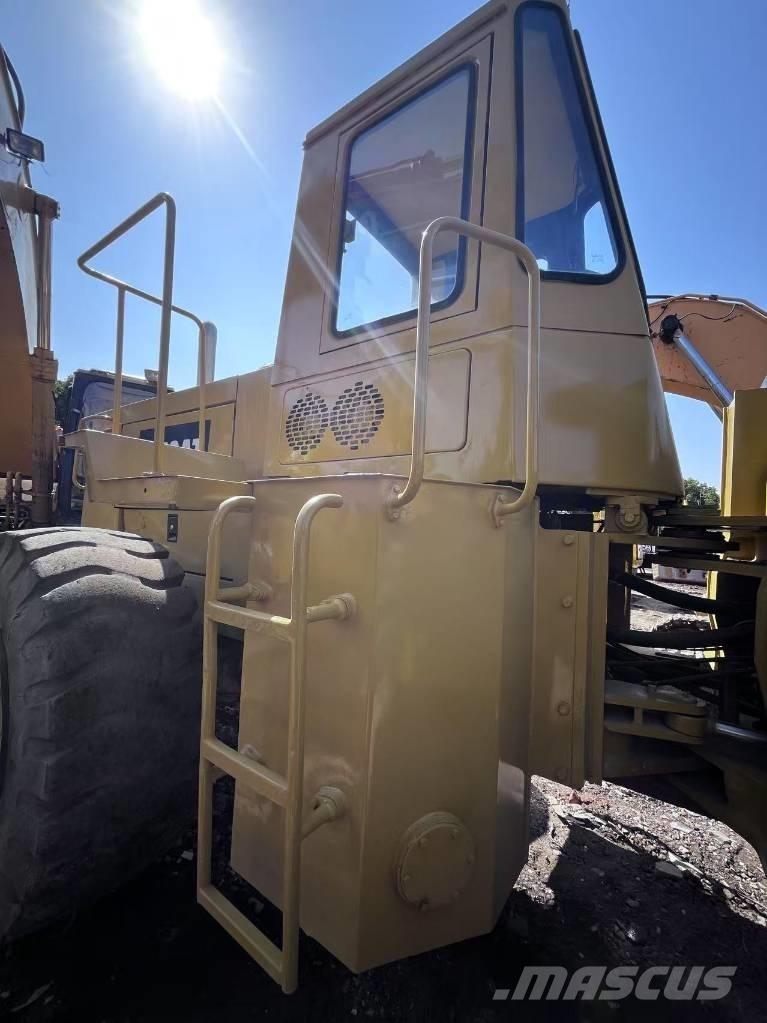 CAT 966F Utovarivači na kotačima