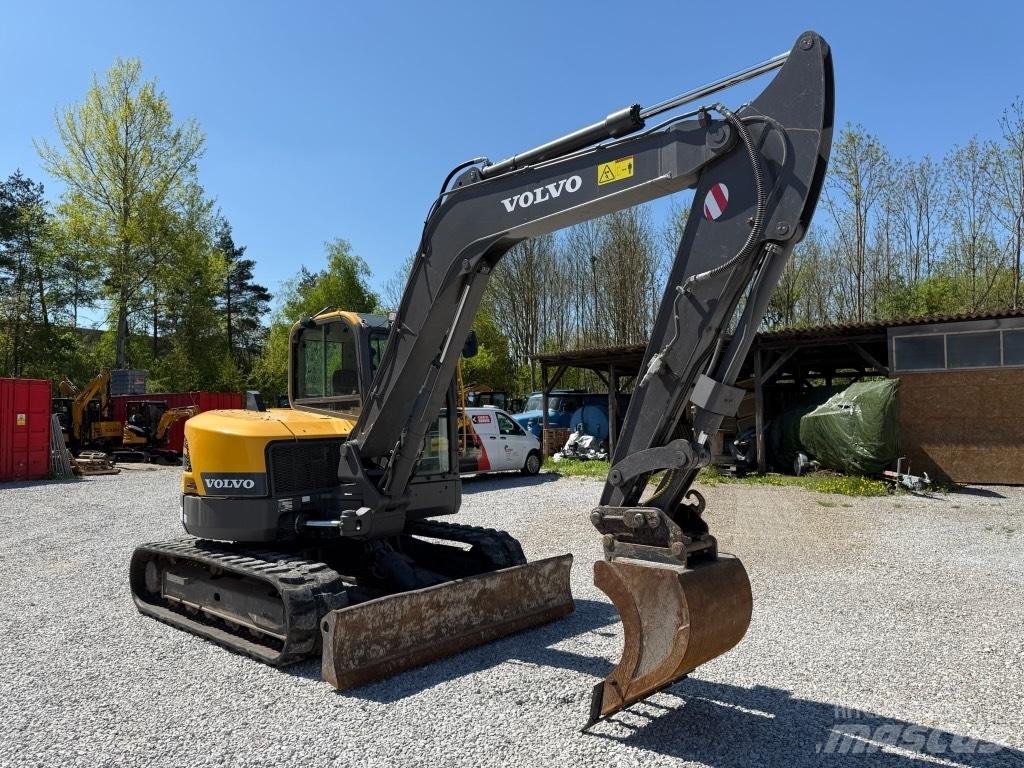 Volvo ECR88D Midi bageri 7t – 12t