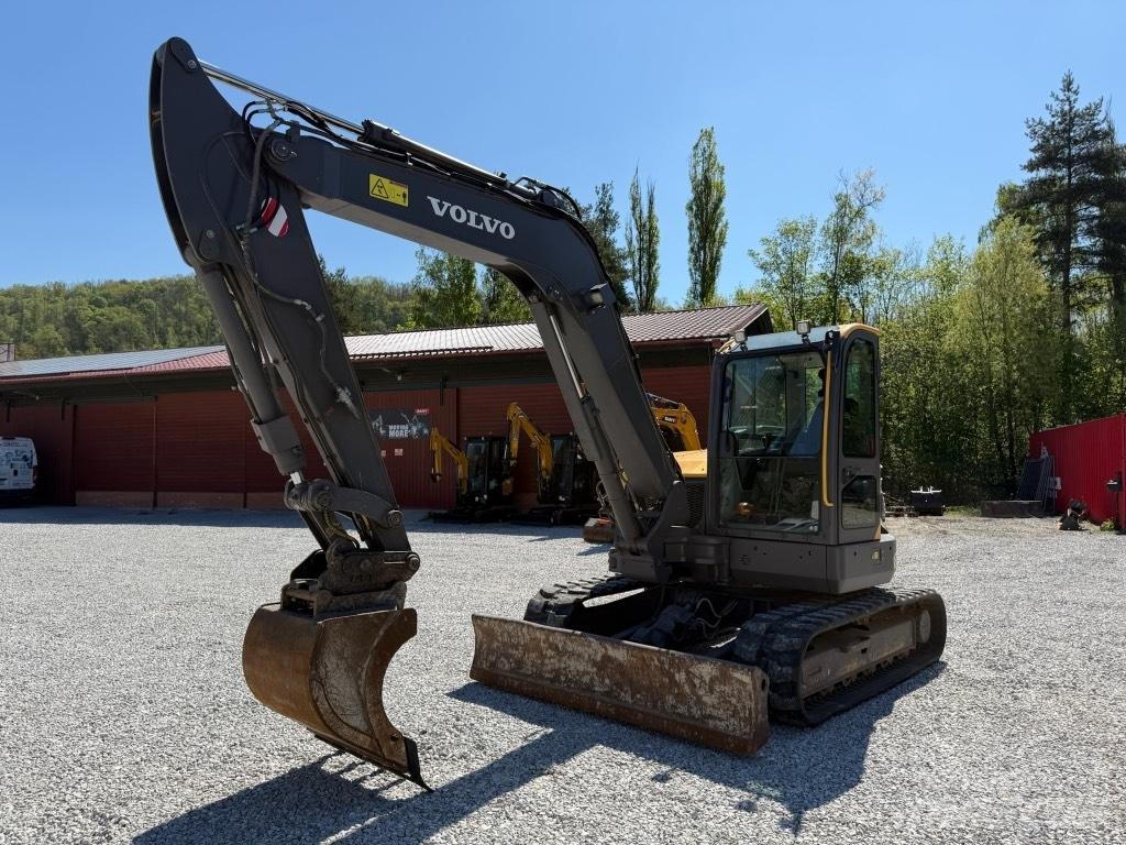 Volvo ECR88D Midi bageri 7t – 12t